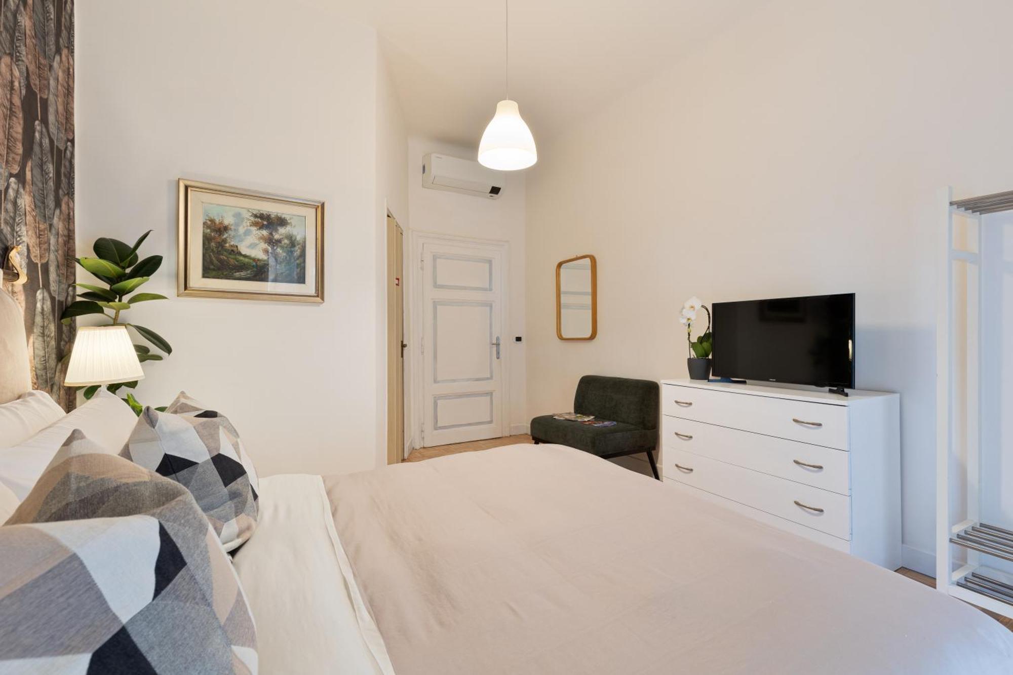 Urbana Apartment Colosseum Rome Exterior photo